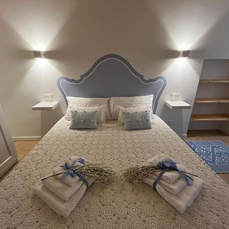 La Piccola Casa Al Lago - Intera Casa Con 3 Camere E 2 Box Salò Εξωτερικό φωτογραφία