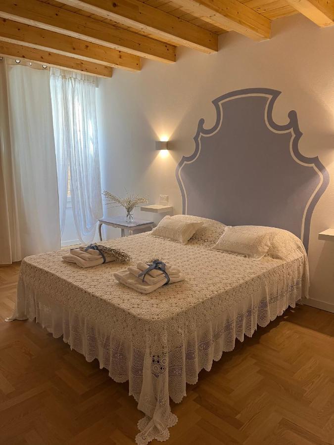 La Piccola Casa Al Lago - Intera Casa Con 3 Camere E 2 Box Salò Εξωτερικό φωτογραφία