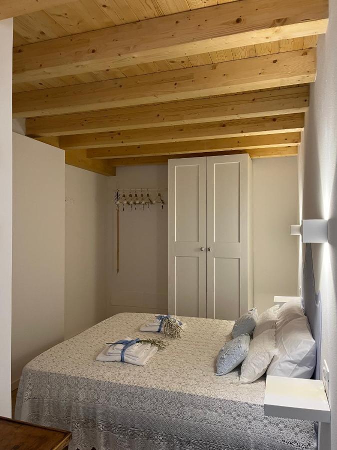 La Piccola Casa Al Lago - Intera Casa Con 3 Camere E 2 Box Salò Εξωτερικό φωτογραφία