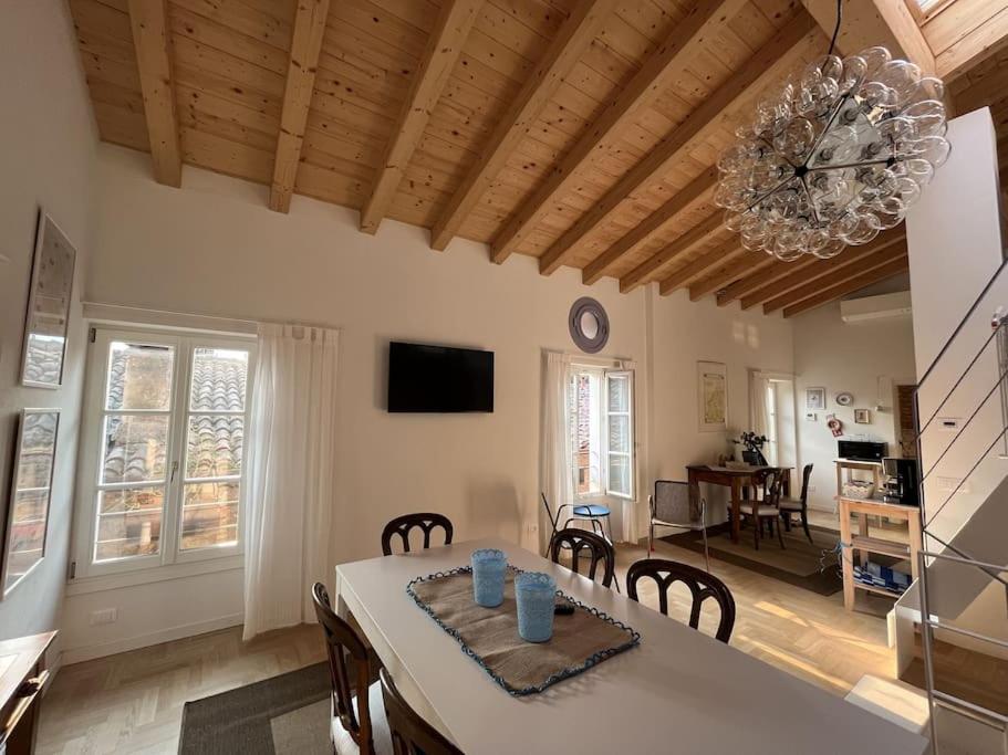 La Piccola Casa Al Lago - Intera Casa Con 3 Camere E 2 Box Salò Εξωτερικό φωτογραφία