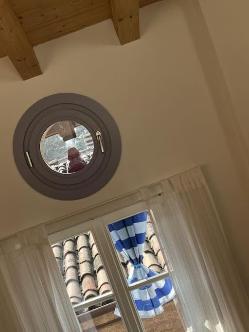 La Piccola Casa Al Lago - Intera Casa Con 3 Camere E 2 Box Salò Εξωτερικό φωτογραφία