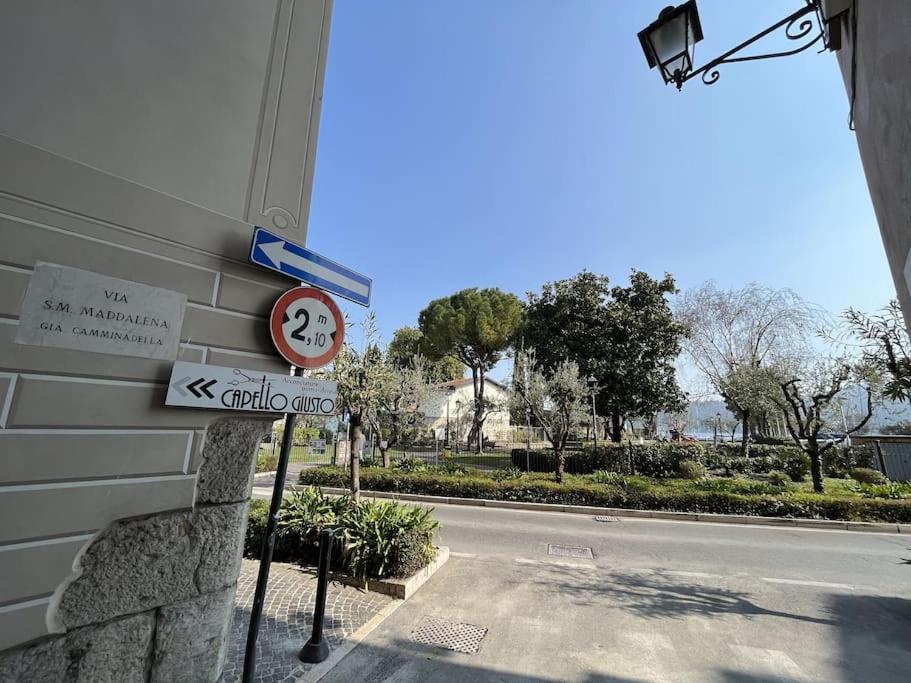 La Piccola Casa Al Lago - Intera Casa Con 3 Camere E 2 Box Salò Εξωτερικό φωτογραφία