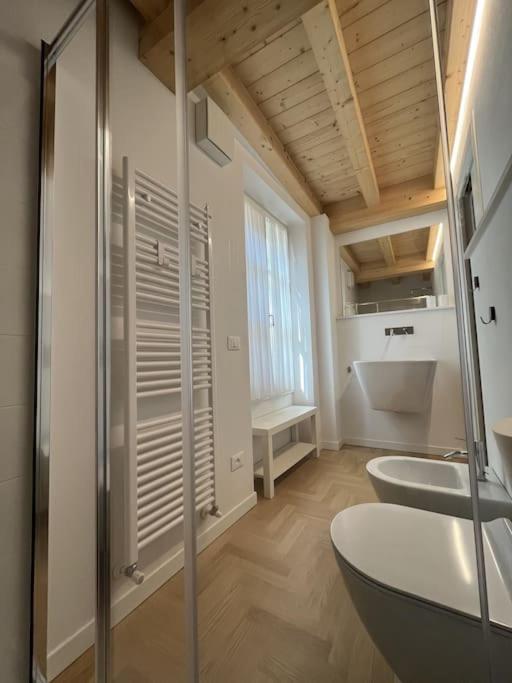 La Piccola Casa Al Lago - Intera Casa Con 3 Camere E 2 Box Salò Εξωτερικό φωτογραφία